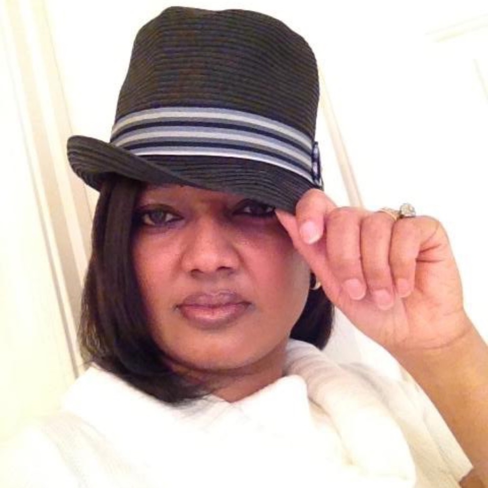 Meet your Posher, Allena